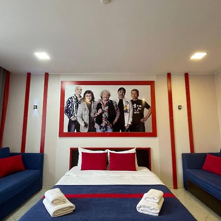 Sea View Rock Hotel บาทูมิ ภายนอก รูปภาพ