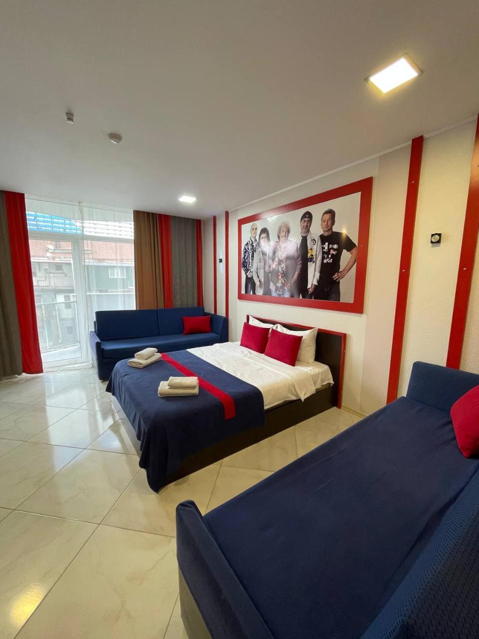 Sea View Rock Hotel บาทูมิ ภายนอก รูปภาพ