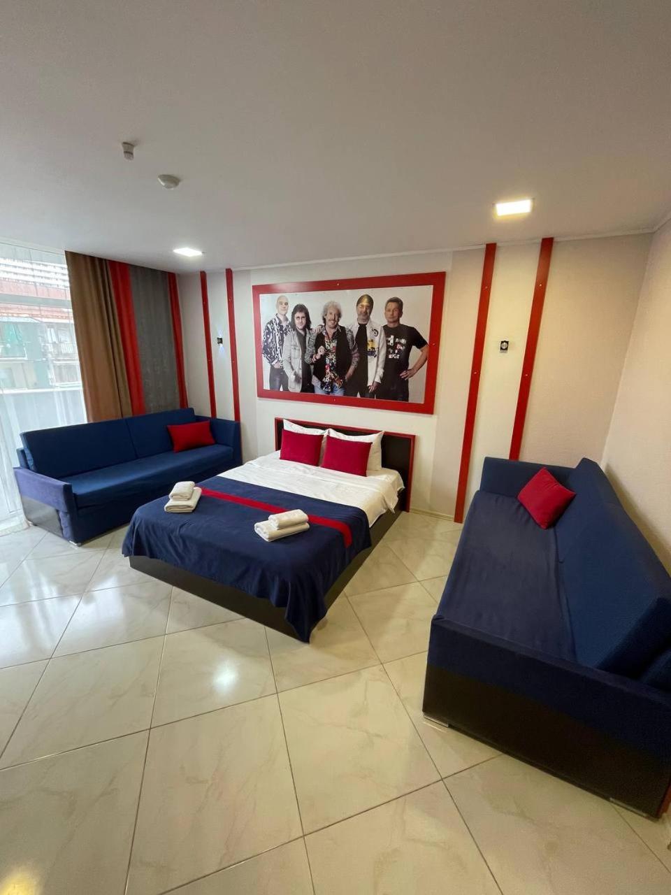 Sea View Rock Hotel บาทูมิ ภายนอก รูปภาพ